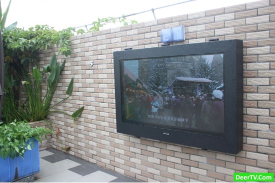 43" outdoor display enclosure