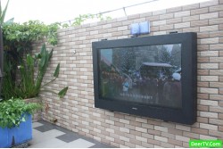 Custom DiY outdoor display enclosure